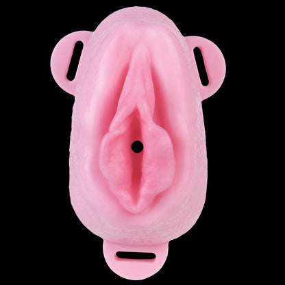 FemmeVee Ultra-Realistische Pussy Panties: Hautfarbener Crossdressing-Shield mit Leder-Harness